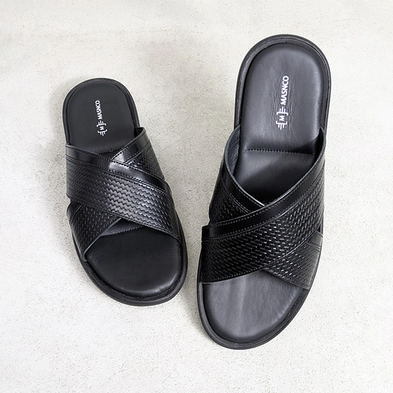 Crossover Strap Sandal In Black - Image 6