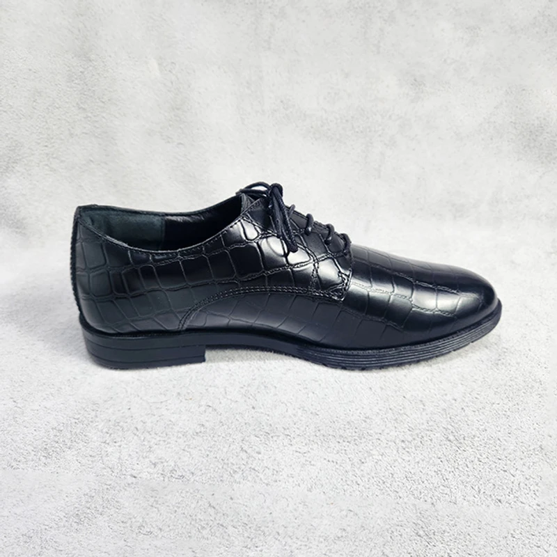 Derby Shoes in Black - Image 3