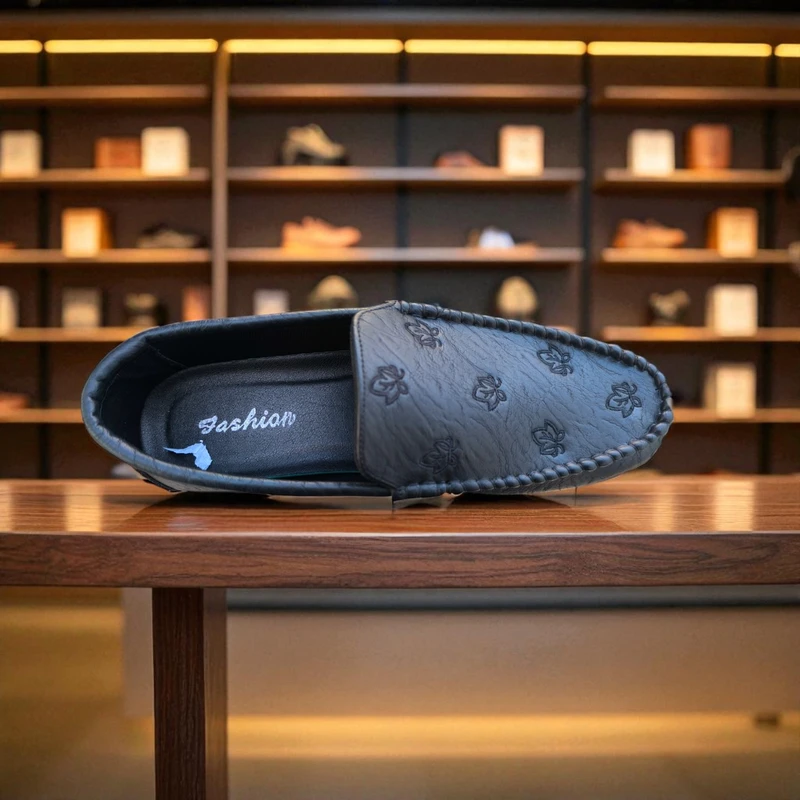 124-👞 Premium Black Loafer – Elegant Design with Embossed Pattern - Image 3