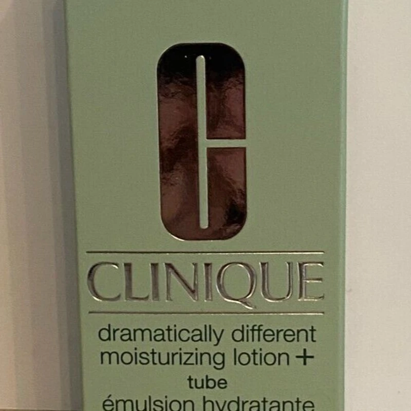 Clinique dramatically different moisturizing surge lotion