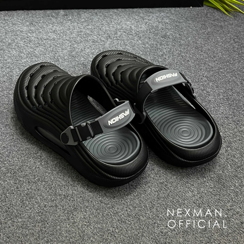 CK15 WHITE CLOGS
