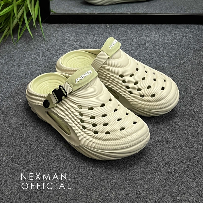 CK15 LIGHT OLIVE CLOGS