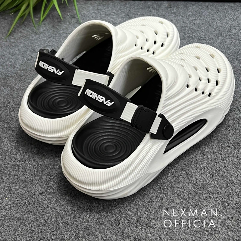 CK15 WHITE CLOGS