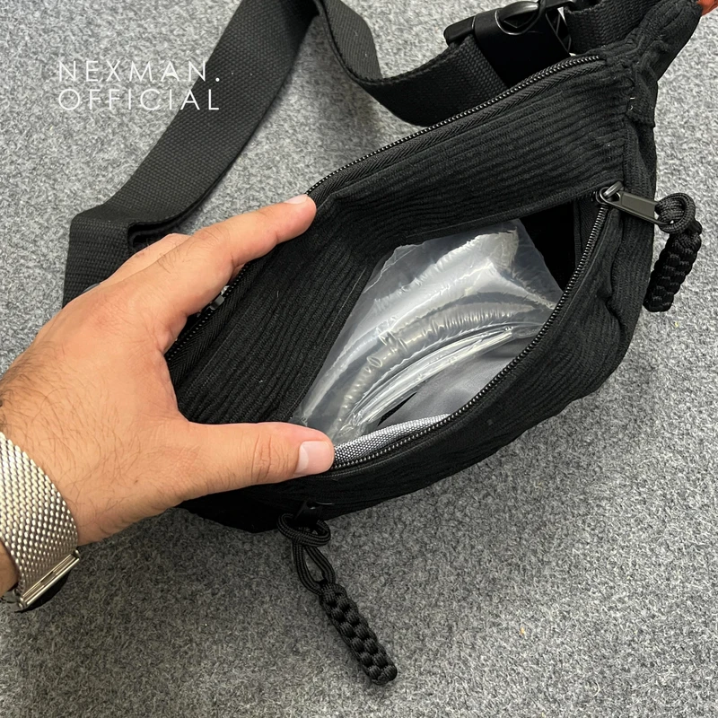 CORD CHEST BAG - BLACK