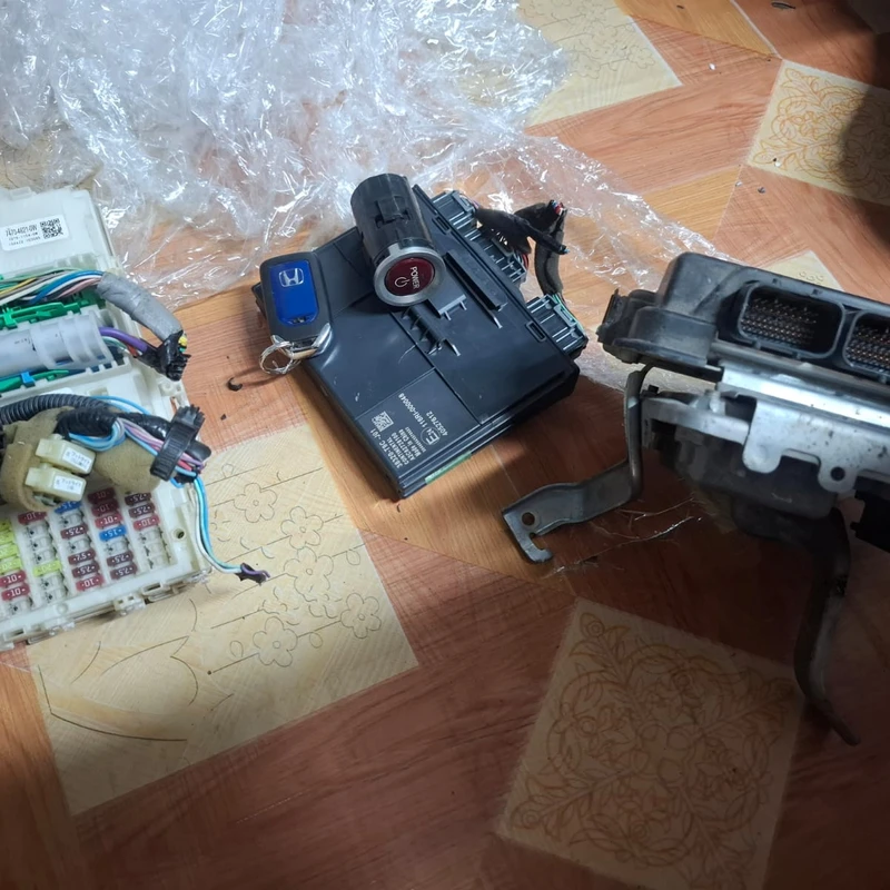 Honda Grace Security System