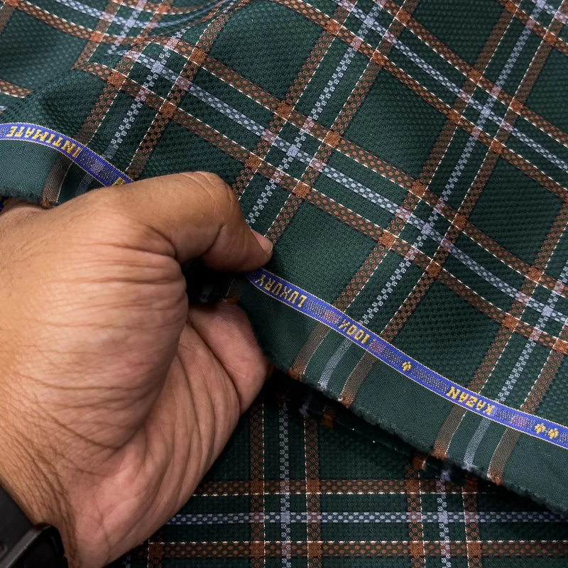 Tevero Luxury Shirting intimate Giza Cotton (Bottle Green)
