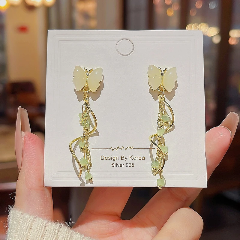 Gorgeous butterfly tassel earrings