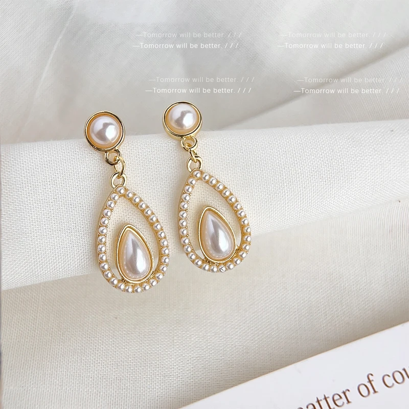 Elegant water drop crystal earrings