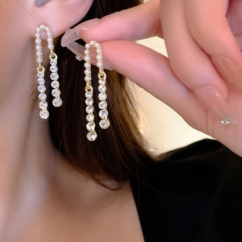 Stylish crystal earrings - Thumbnail 3