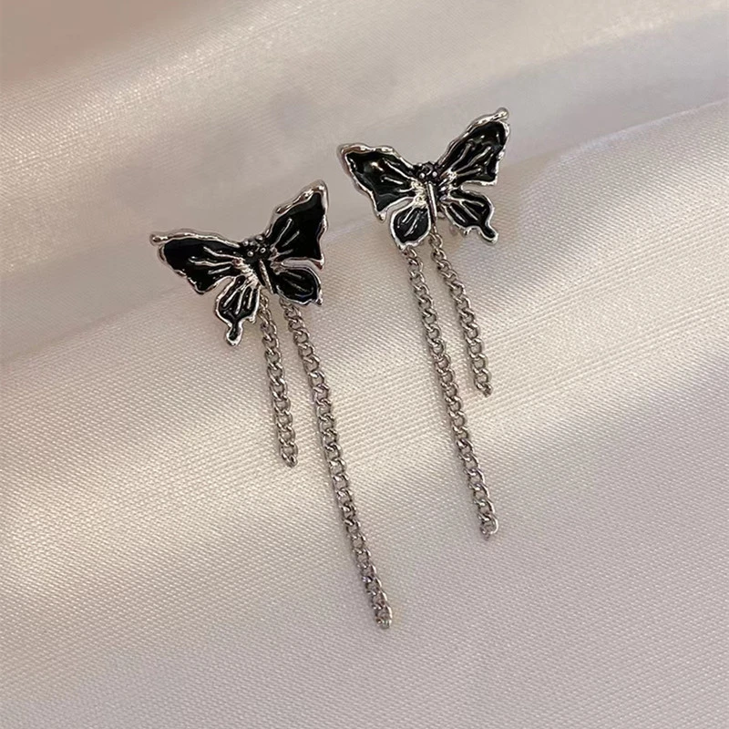 Pretty black colour butterfly tassel earrings - Thumbnail 3