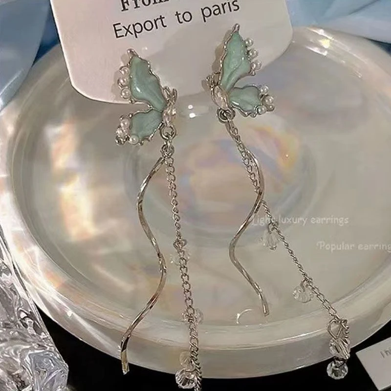 Pretty Butterfly Tassel Earrings