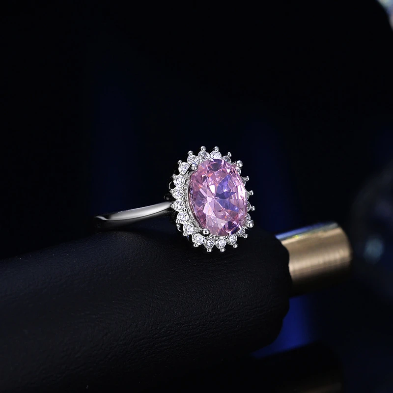 Exquisite pink cubic halo ring