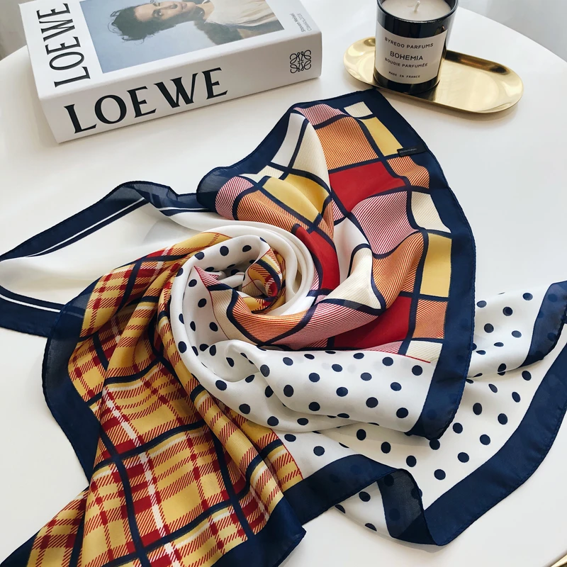 Colorful square silk scarf - Thumbnail 3