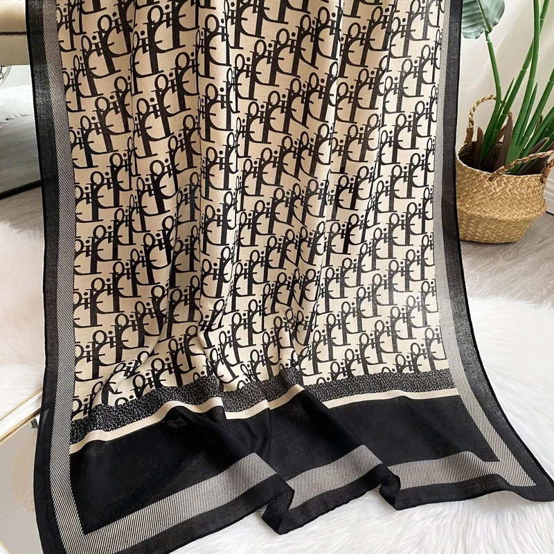 Black off white mixed printed cotton hijab / orna