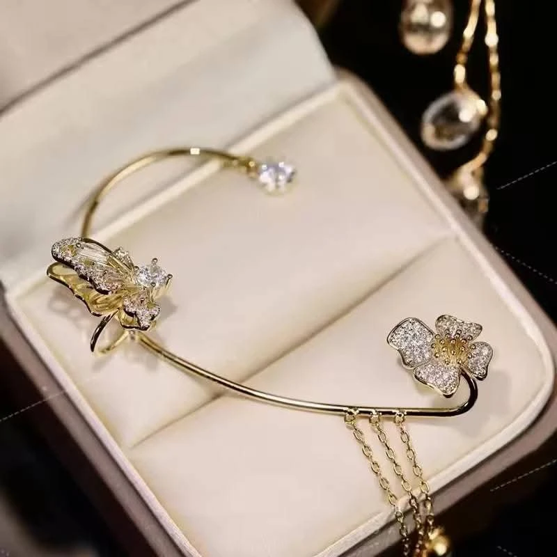 Stunning Sparkling Crystal Flower Ear Cuff Without Piercing Clip Earrings Irregular Tassel Ear Clip