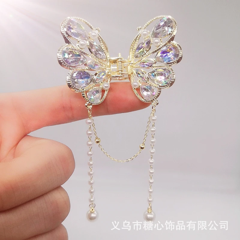 Colorful tassel claw clip