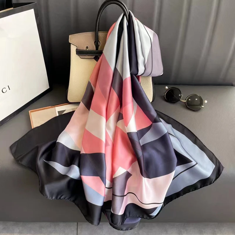Pink ash mixed printed silk shiny hijab - Thumbnail 4