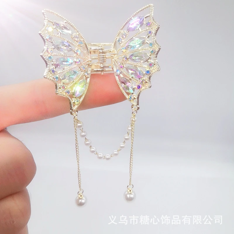 Colorful tassel pearl claw clip