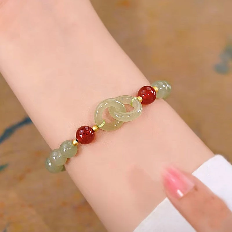Pretty Buckle Red Beaded Bracelet