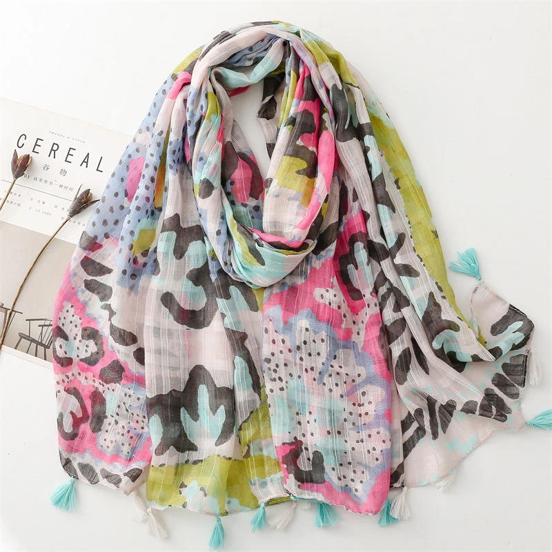 Pretty flower printed multicoloured tassel cotton hijab/orna - Thumbnail 3