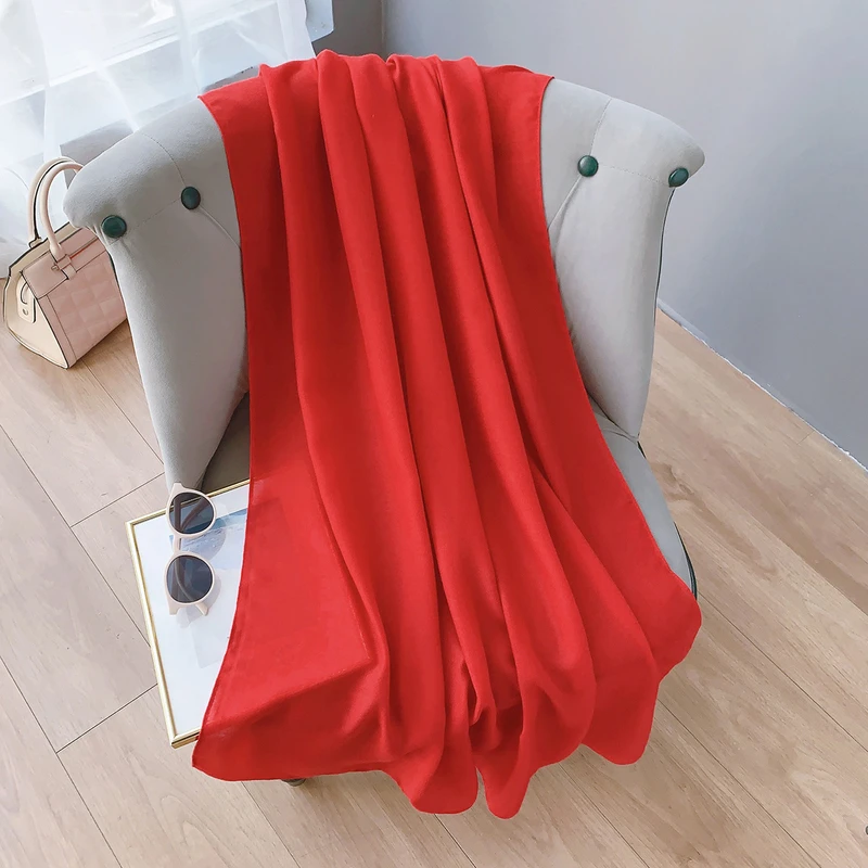 Gorgeous bright red color hijab / orna