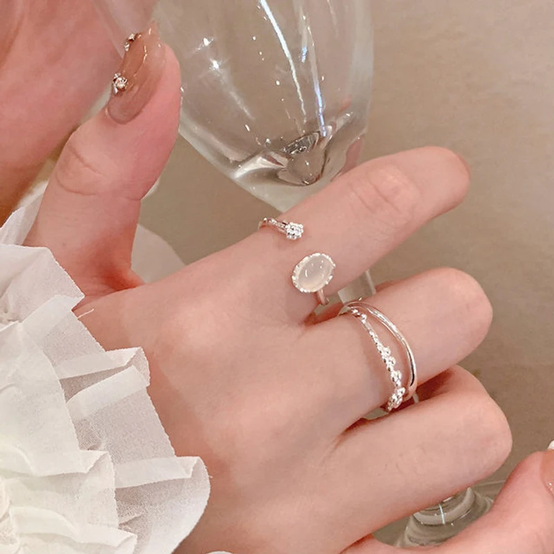 Vintage Irregular Moonlight Stone Circle Adjustable Open Ring for Women Sliver Color Adjustable Ring