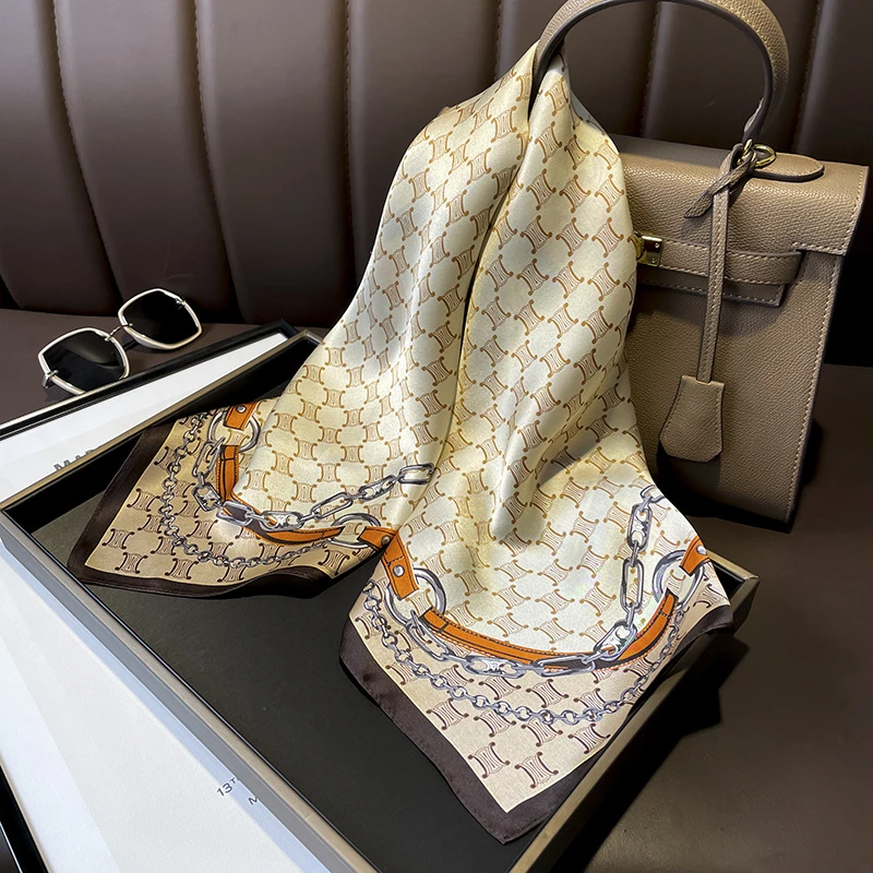 Sophisticated off white color scarf - Thumbnail 3