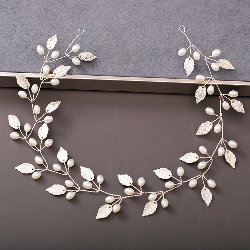 Elegant pearl headband / hair accessories