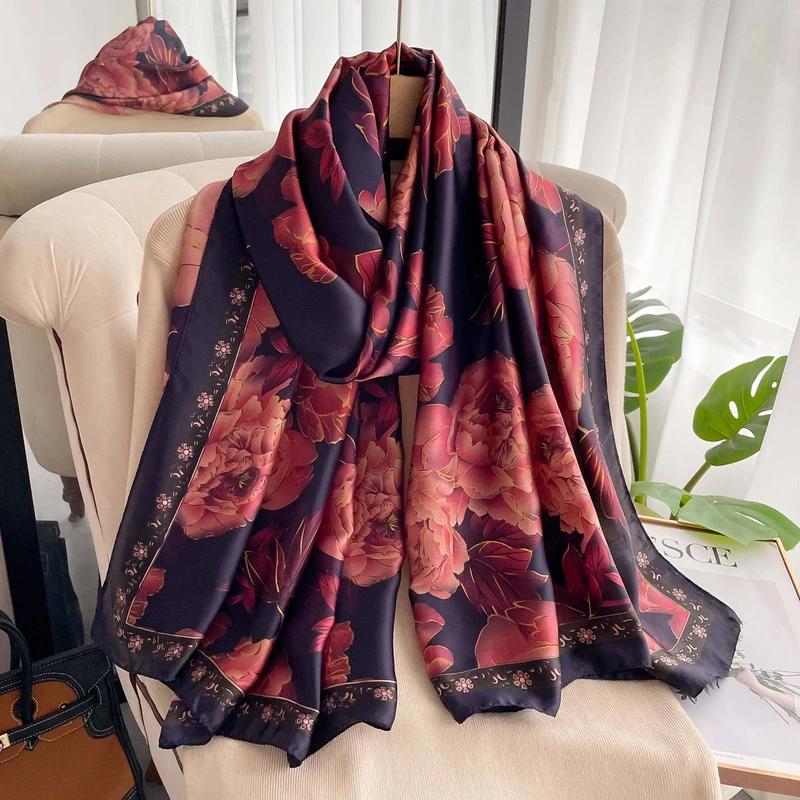 Multicoloured floral printed silk hijab - Thumbnail 4