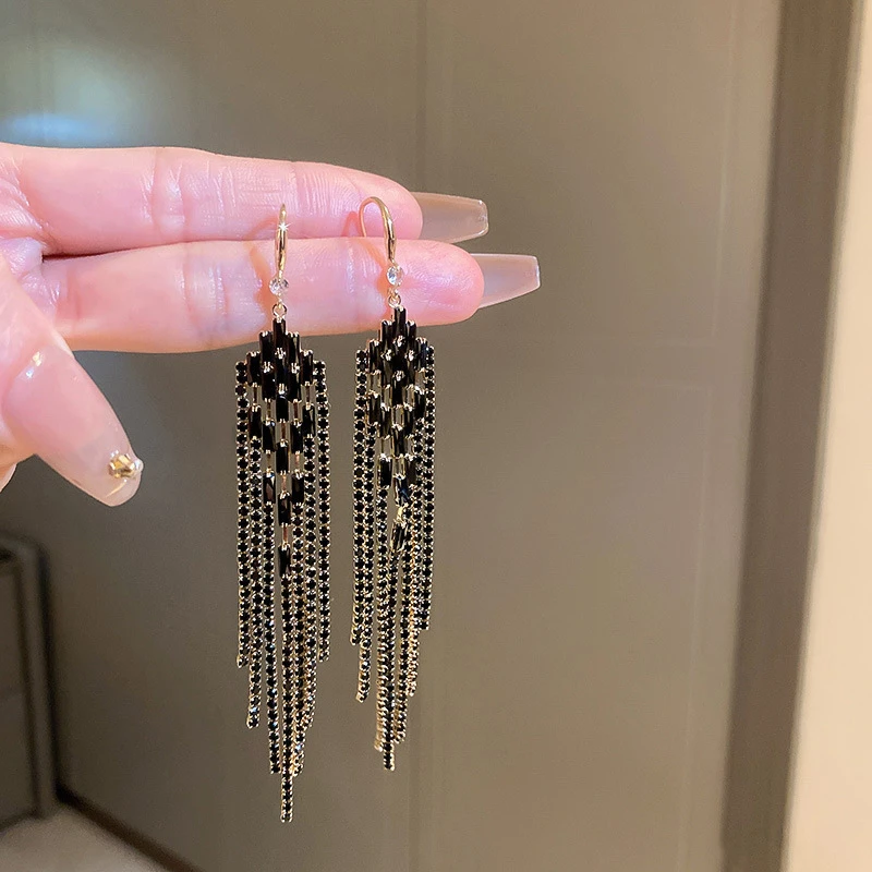 Silver Needle Exaggerated Diamond-encrusted Geometric Tassel Earrings
