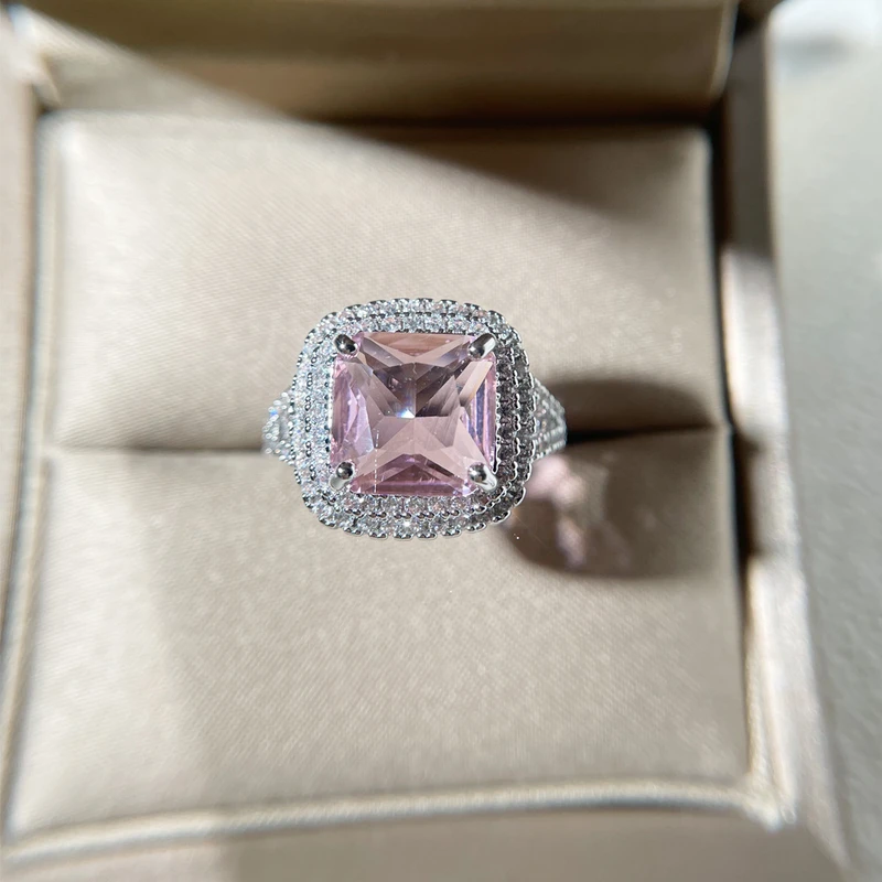 Luxury pink cubic zirconia ring