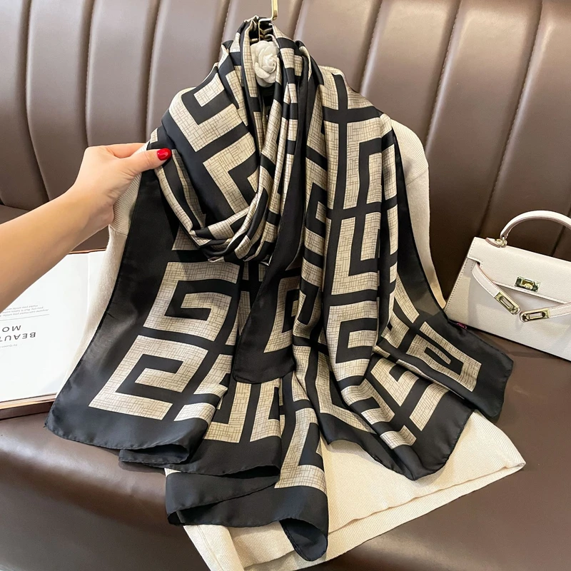 Luxury  black white printed silk hijab - Thumbnail 3