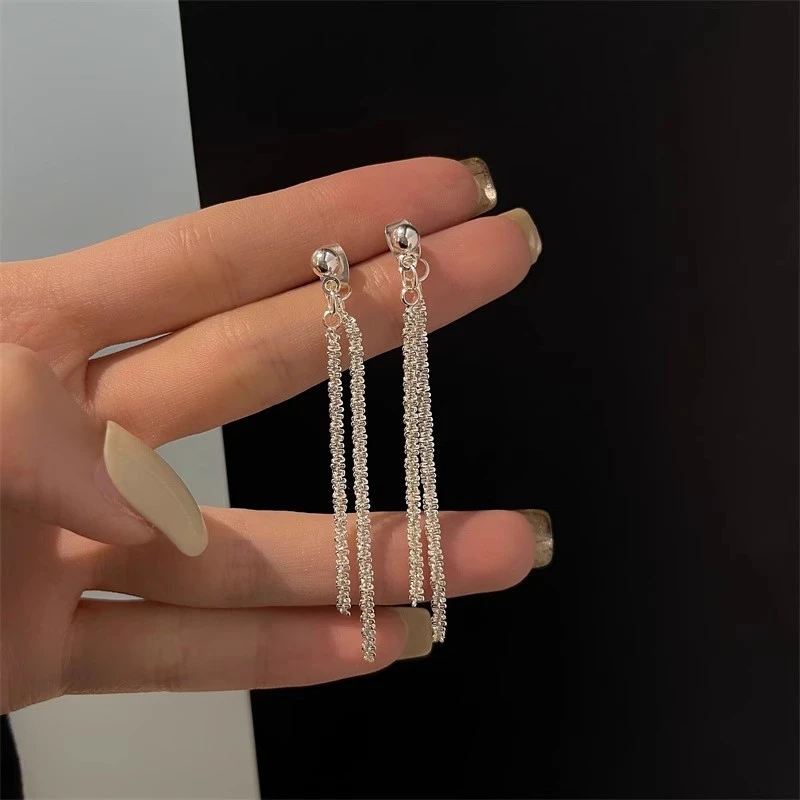 Pretty crystal long tassel  earrings - Thumbnail 3