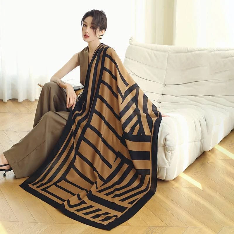 Elegant Geometric Patterned Soft Cotton Hijab / Orna