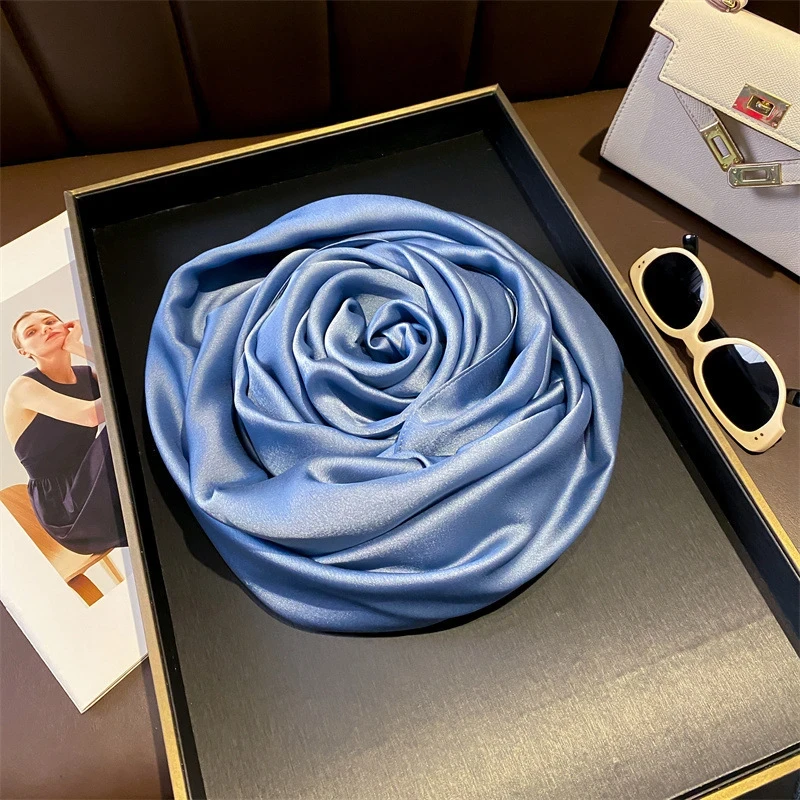 Elegant navy blue silk hijab / orna