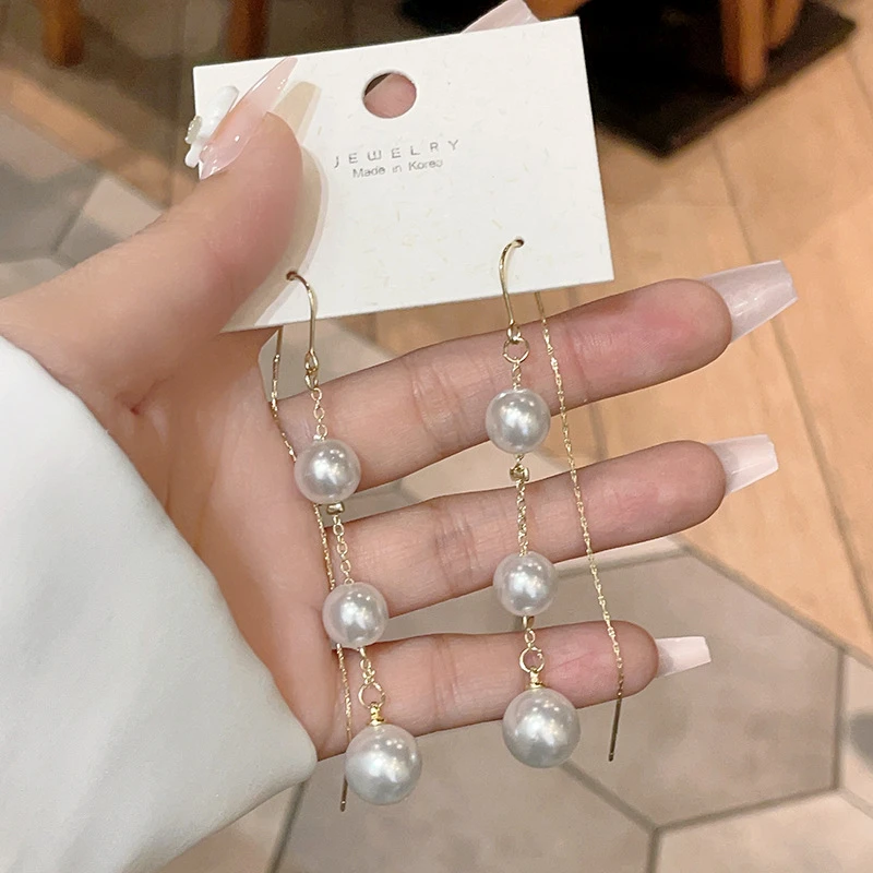 Stunning pearl tassel earrings