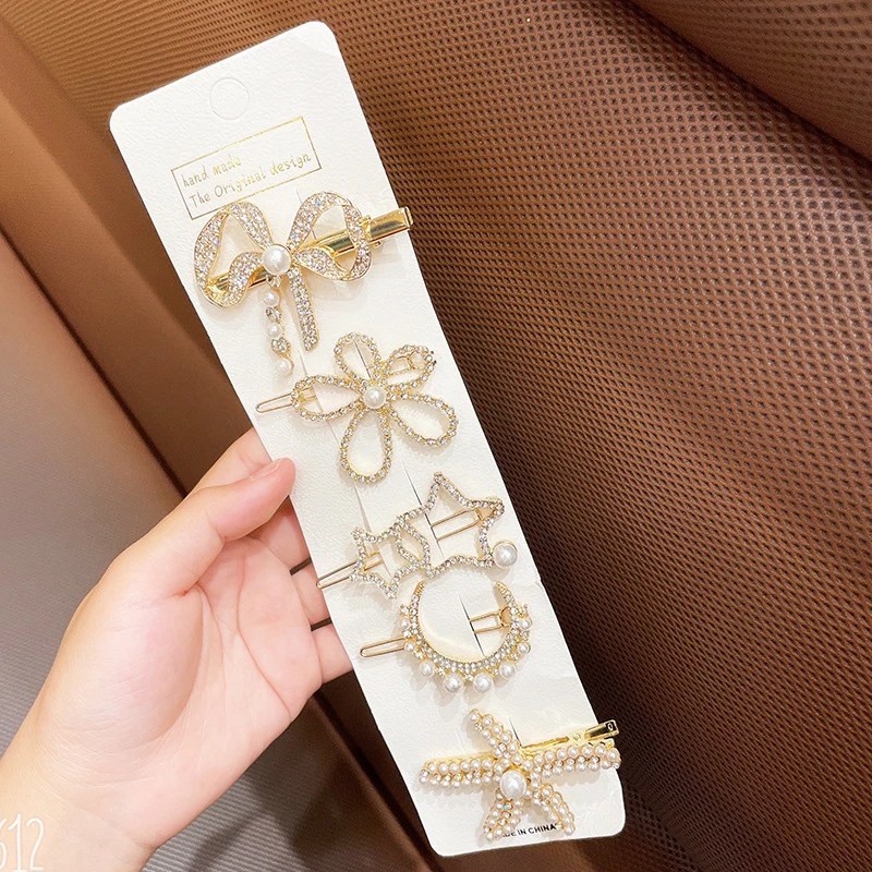 Pretty golden color five pieces hair clip set