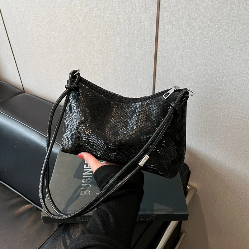 colorful snake pattern lightweight shiny bag, new fashionable versatile shoulder underarm premium handbag