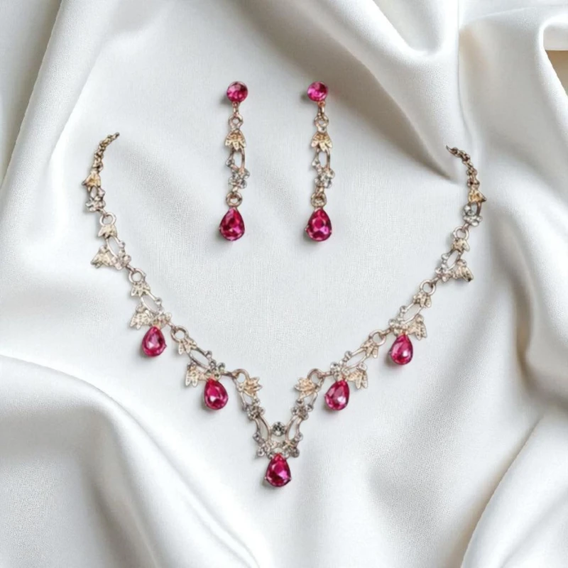 Pretty rose color necklace earrings set