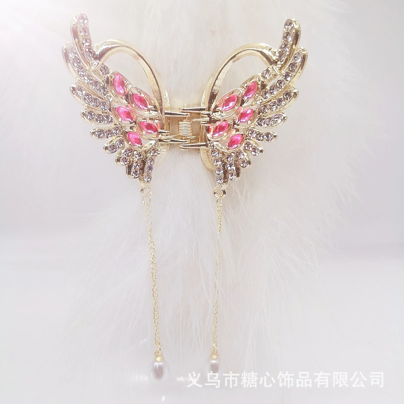 Stylish pink color butterfly hair clip