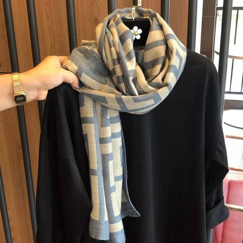 Elegant grey beige  printed hijab / orna