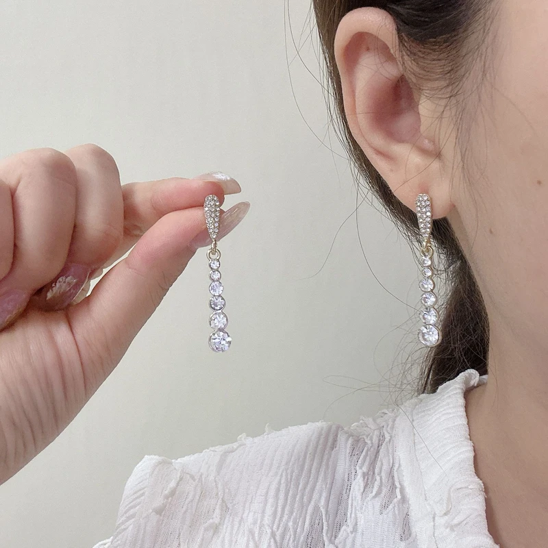 Stylish Zircon Long Tassel Earrings