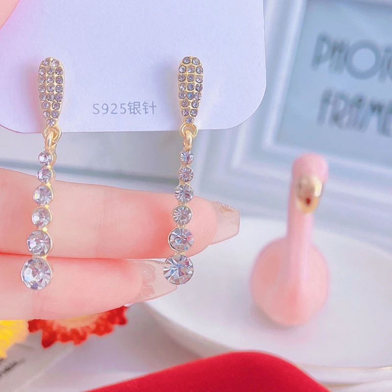 Stylish Zircon Long Tassel Earrings - Thumbnail 3