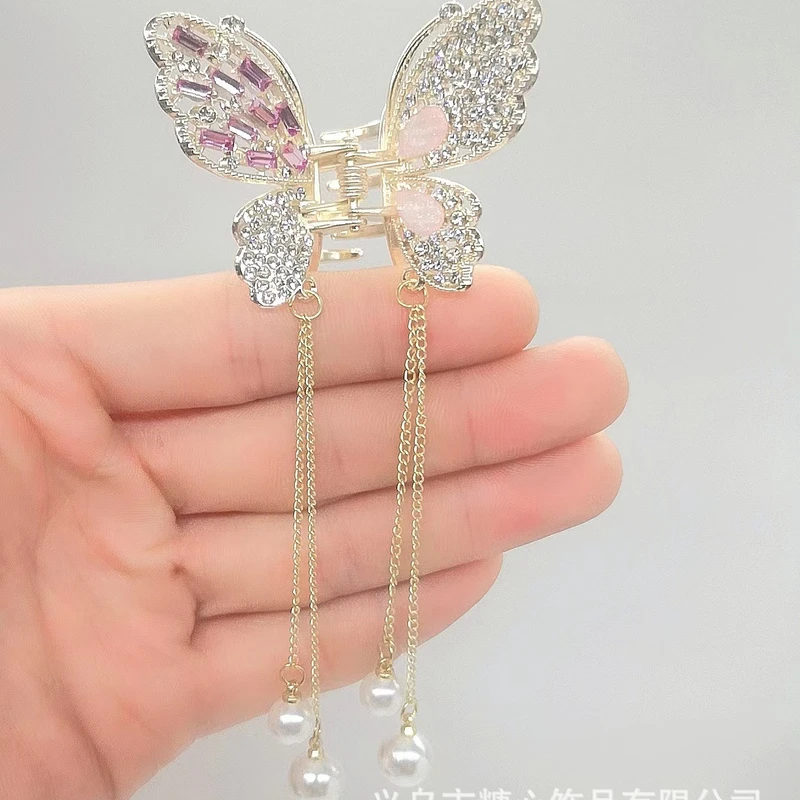 Pink color stylish butterfly claw clip
