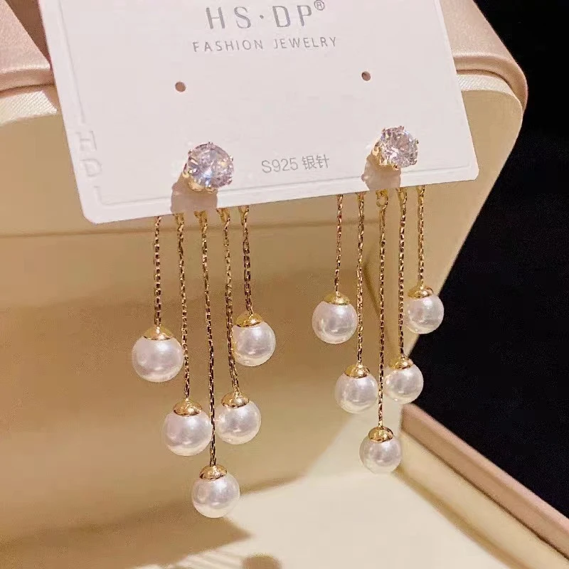 Luxury round pearl tassel earrings