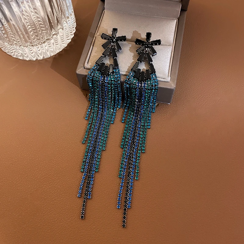 Elegant & Shiny Tassel Earrings
