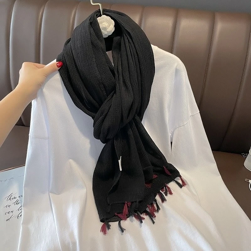Elegant black color soft cotton hijab / orna