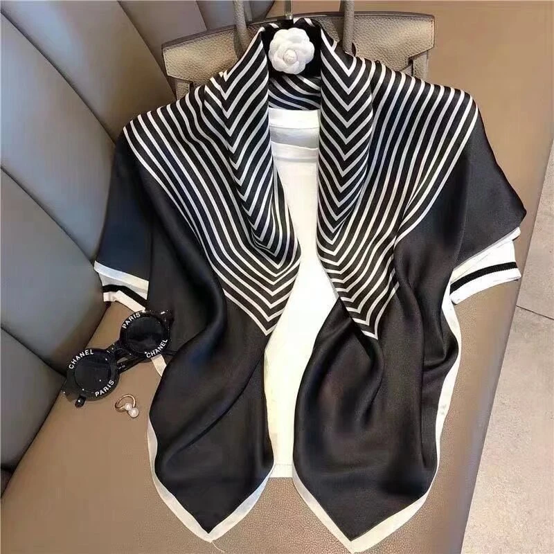 Elegant black white printed silk scarf / hijab - Thumbnail 4