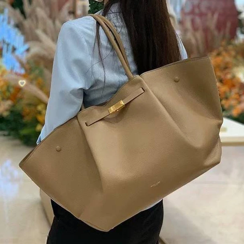 Large Capacity Wing Bags High-end Leather Dumpling Shape Design Large Handbags - Thumbnail 5