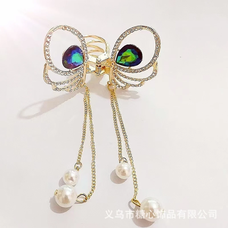 Elegant green color claw clip